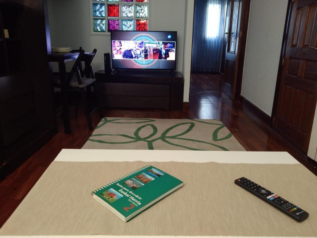 Apartamento Etxe Morea, Casco Historico ベルメオ エクステリア 写真